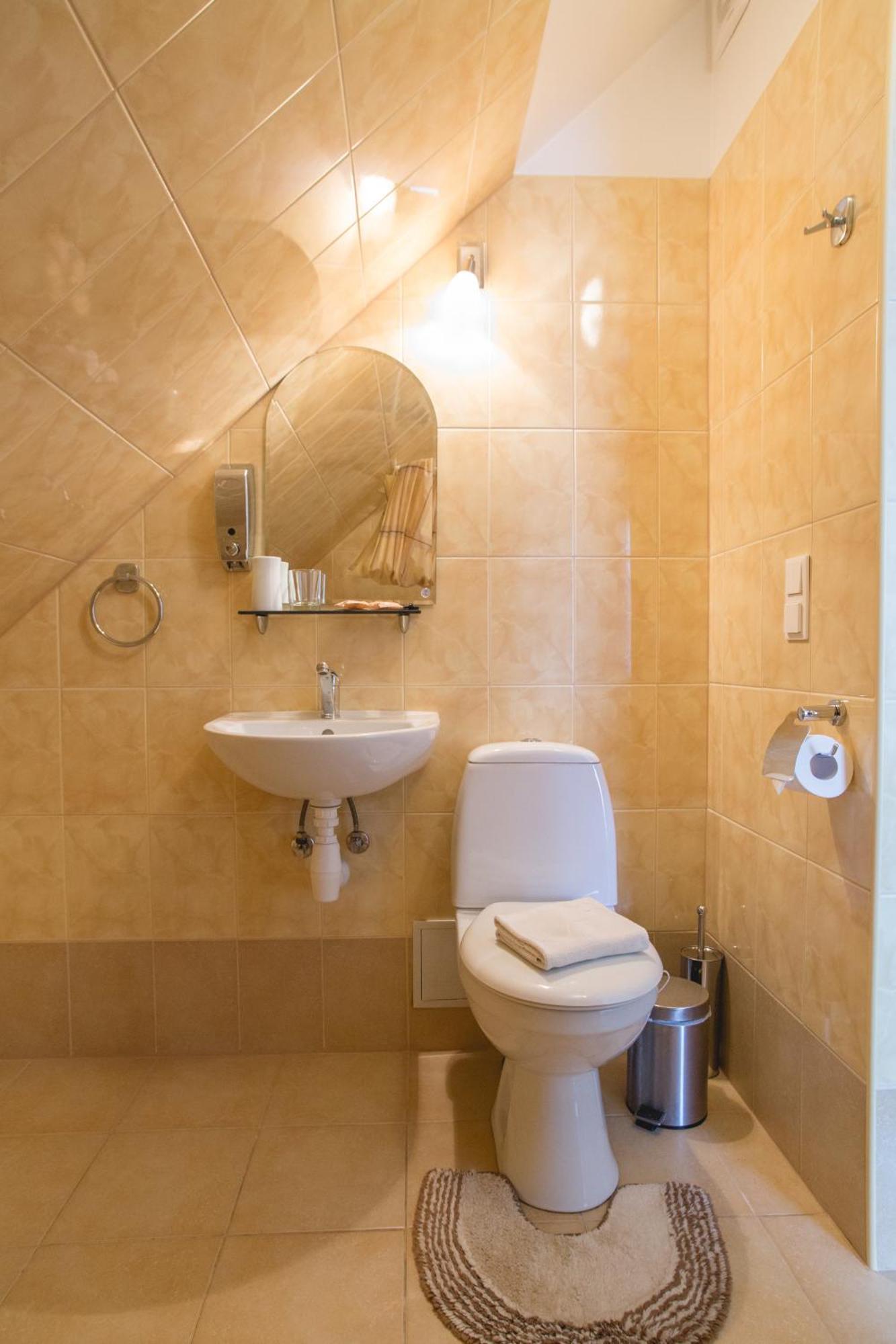 Viesu Maja Janis Hotel Madona Room photo